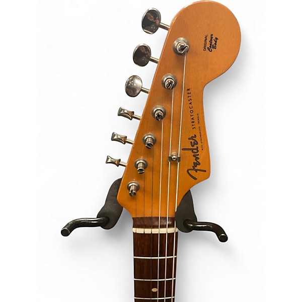 Used Fender Special Edition 60s Stratocaster Lilac Solid Body Electric Guitar