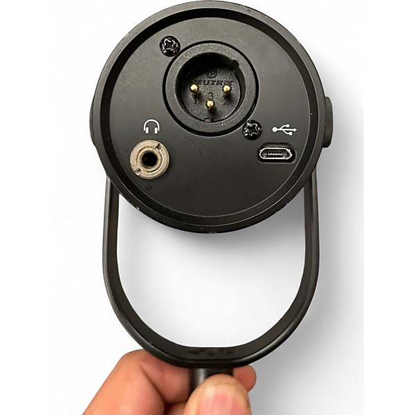 Used Shure MV7 Dynamic Microphone