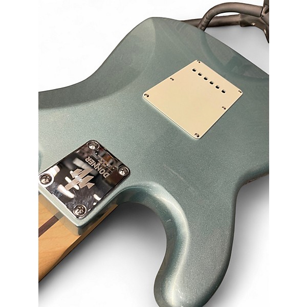 Used Donner Seeker HSS Metallic Aqua Marine Solid Body Electric Guitar