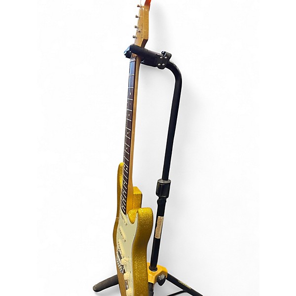 Used 2014 Fender Limited Edition Classic Player 60's Stratocaster Vegas Gold Solid Body Electric Guitar