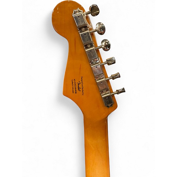 Used Squier Classic Vibe 1960S Stratocaster 2 Color Sunburst Solid Body Electric Guitar