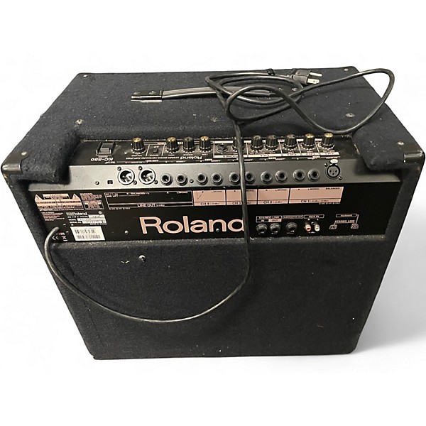 Used Roland KC550 1x15 180W Keyboard Amp