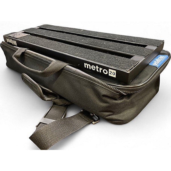 Used Pedaltrain METRO 20 Pedal Board