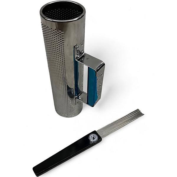 Used No Brand SMALL MERENGUE GUIRA Hand Percussion