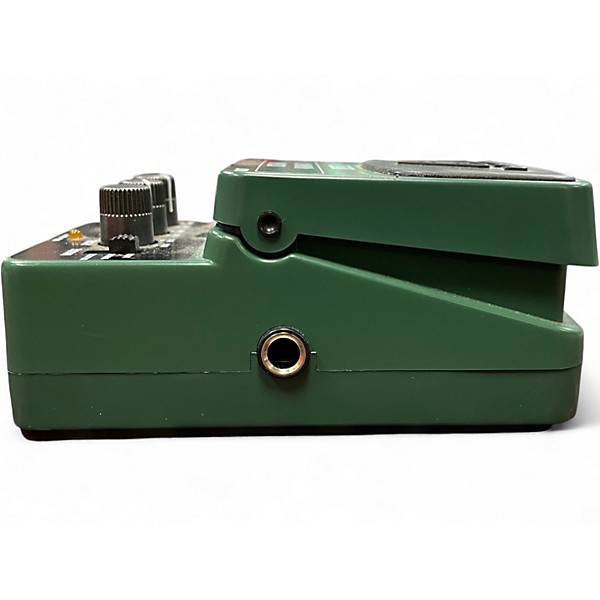 Used Behringer UV300 Ultra Vibrato Effect Pedal