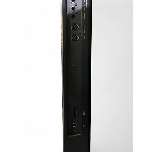 Used KORG Krome 88 Key Keyboard Workstation