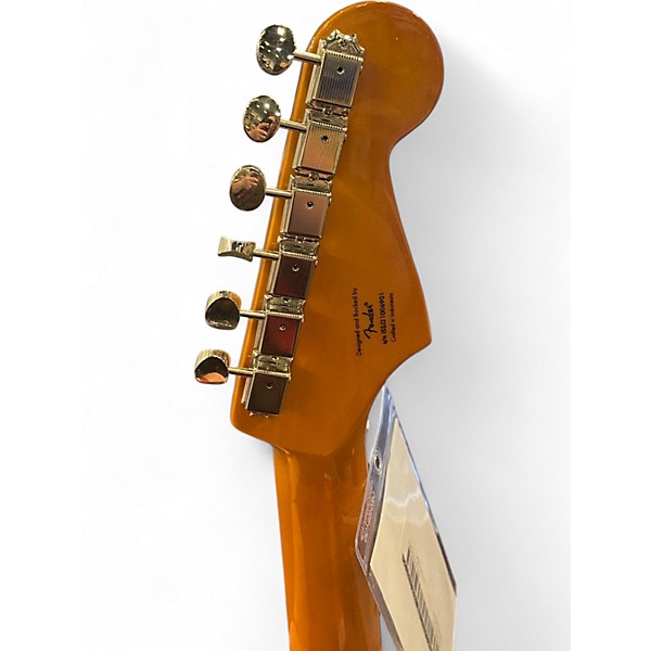Used Squier Classic Vibe 1960S Stratocaster Left Handed 3 Color Sunburst Electric Guitar