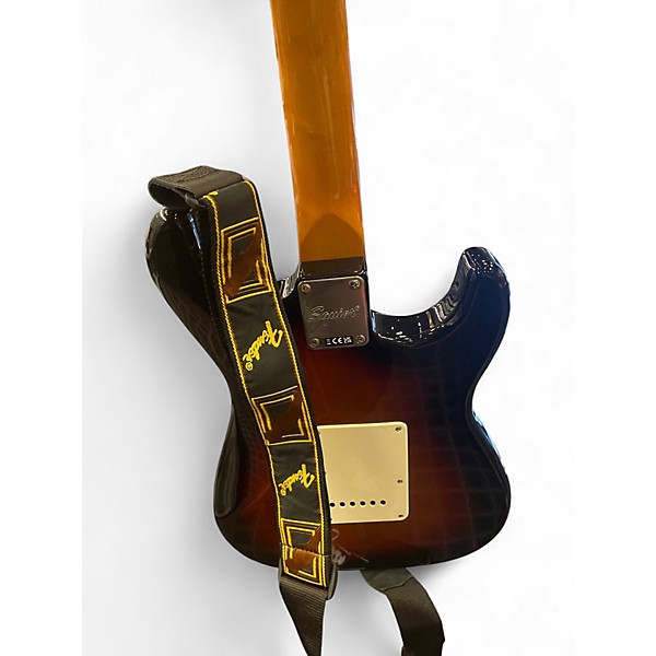 Used Squier Classic Vibe 1960S Stratocaster Left Handed 3 Color Sunburst Electric Guitar