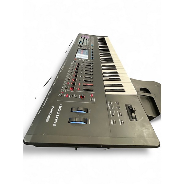 Used Roland Fantom 6 Keyboard Workstation