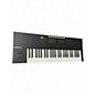 Used Native Instruments Komplete Kontrol S49 MK2 MIDI Controller thumbnail