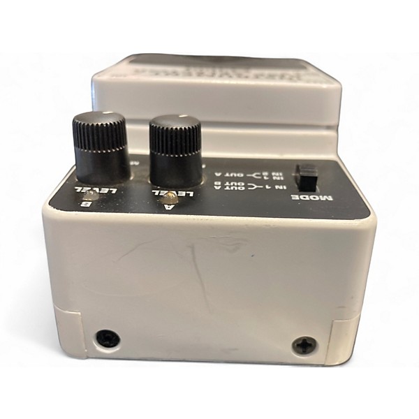 Used Behringer AB100 Pedal