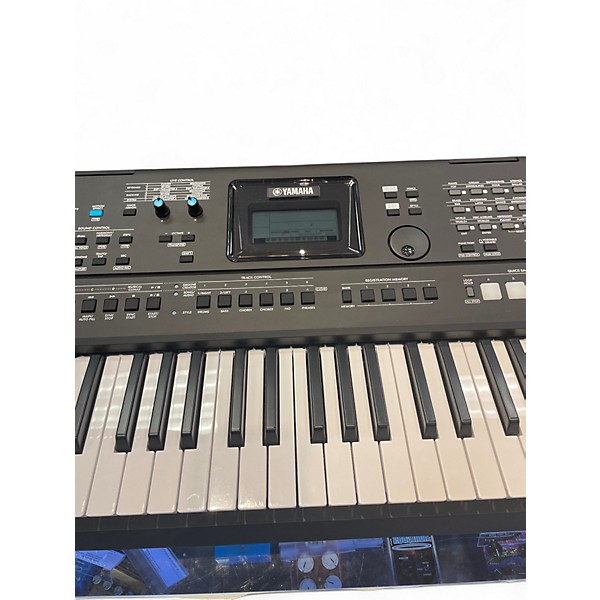 Used Yamaha PSRE473 Portable Keyboard