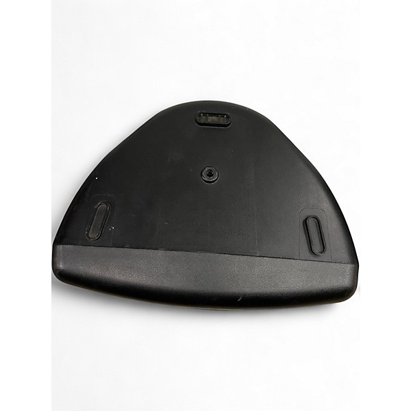 Used Behringer B215D 15in 2-Way 550W Powered Speaker