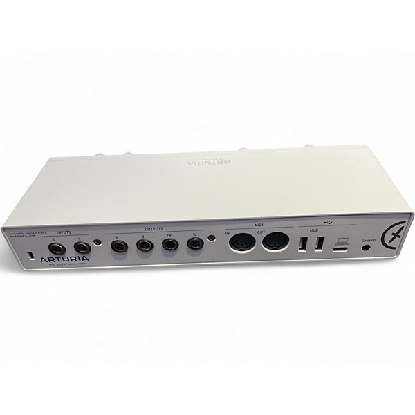 Used Arturia MINIFUSE 4 Audio Interface