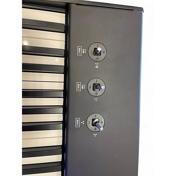 Used Studiologic SL88 MIDI Controller