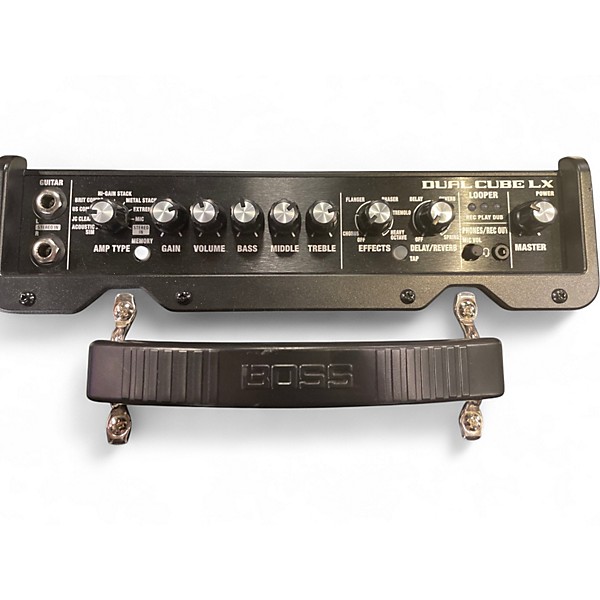 Used BOSS DUAL CUBE LX Battery Powered Amp