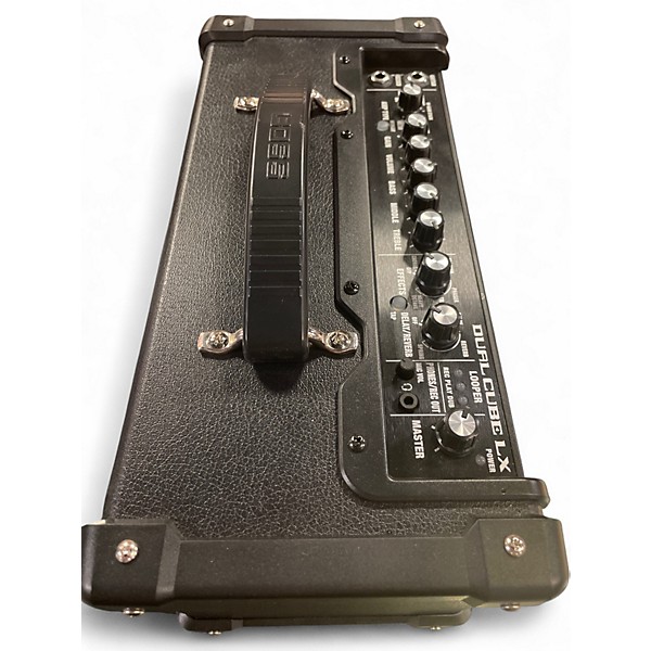 Used BOSS DUAL CUBE LX Battery Powered Amp