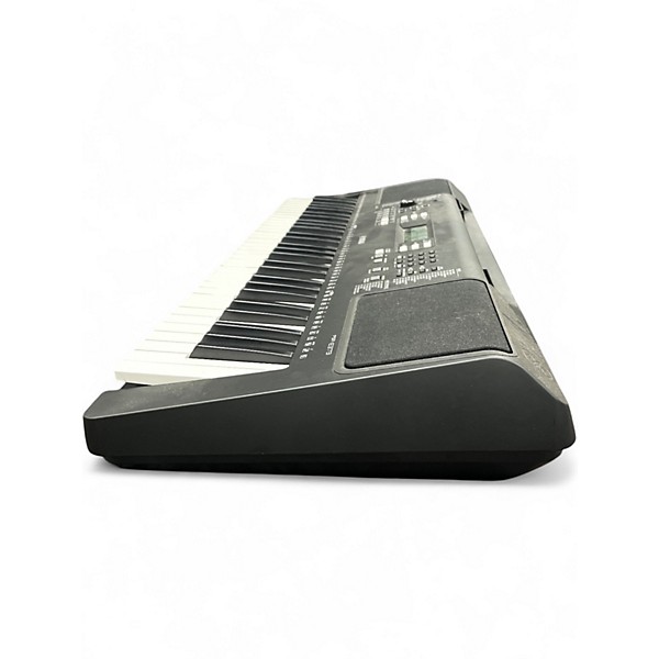 Used Yamaha PSR-E373