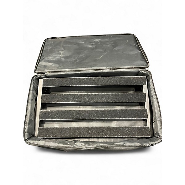 Used Pedaltrain CLASSIC 2 Pedal Board