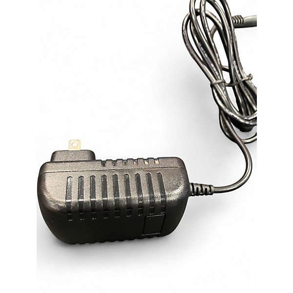 Used Zoom V3 vocal processor Vocal Processor