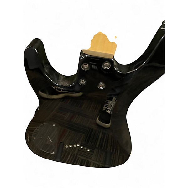 Used Dean Vendetta 1.7 7 String Black Solid Body Electric Guitar