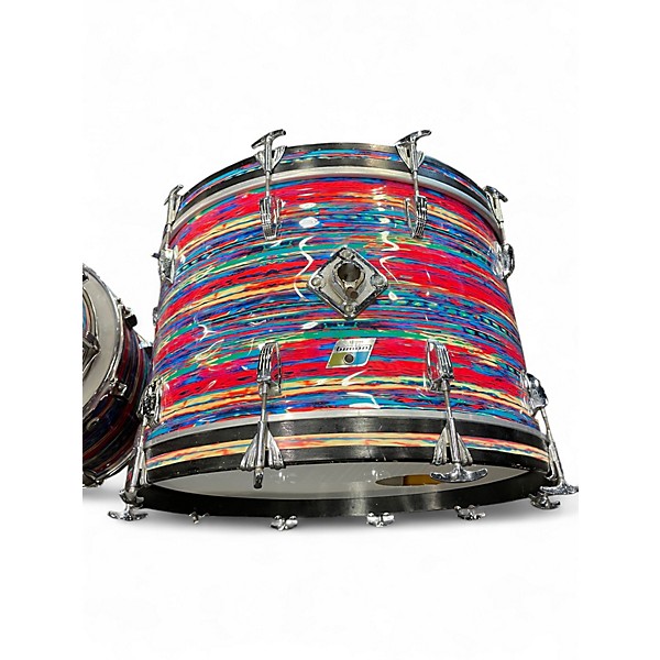 Vintage 1976 Ludwig 3 Piece Psychedelic Red 3 piece psychedelic red Drum Kit
