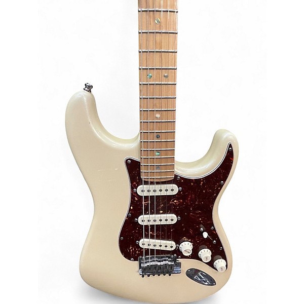 Used 2006 Fender STRATOCASTER 60TH Olympic Pearl Solid Body Electric Guitar