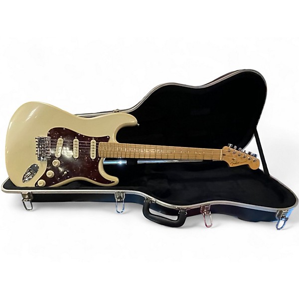 Used 2006 Fender STRATOCASTER 60TH Olympic Pearl Solid Body Electric Guitar