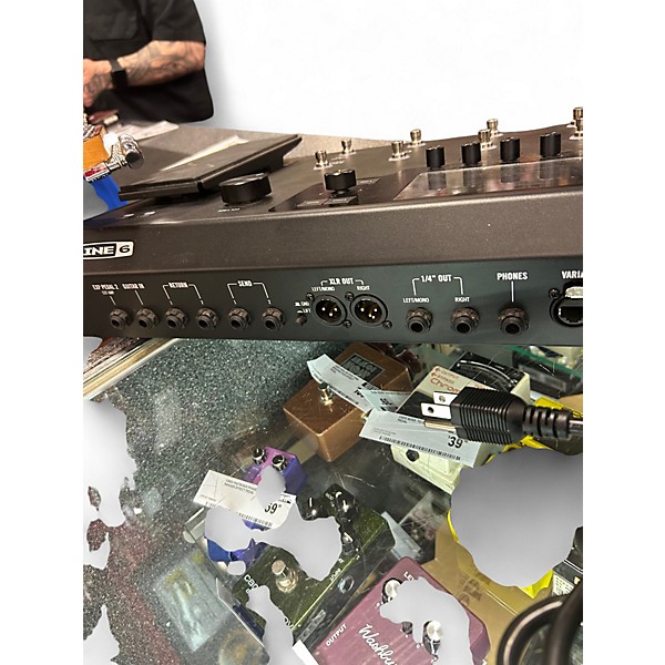 Used Line 6 Helix LT Effect Processor