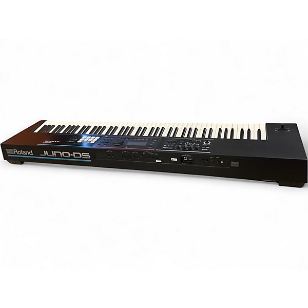 Used Roland ds88 Synthesizer