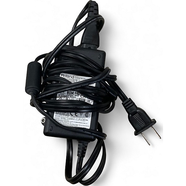 Used Roland ds88 Synthesizer