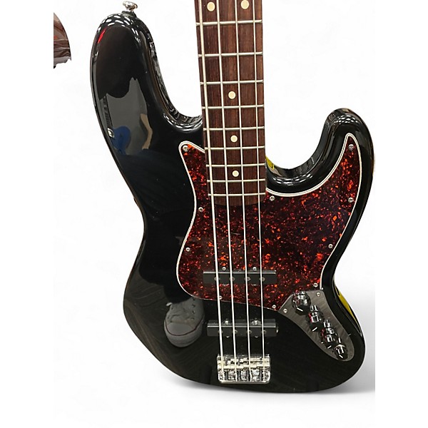 Used Fender Deluxe Active Jazz Bass Black Electric Bass Guitar