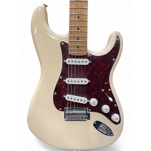 Used Fender Limited Edition Player Stratocaster Olympic White Solid Body Electric Guitar