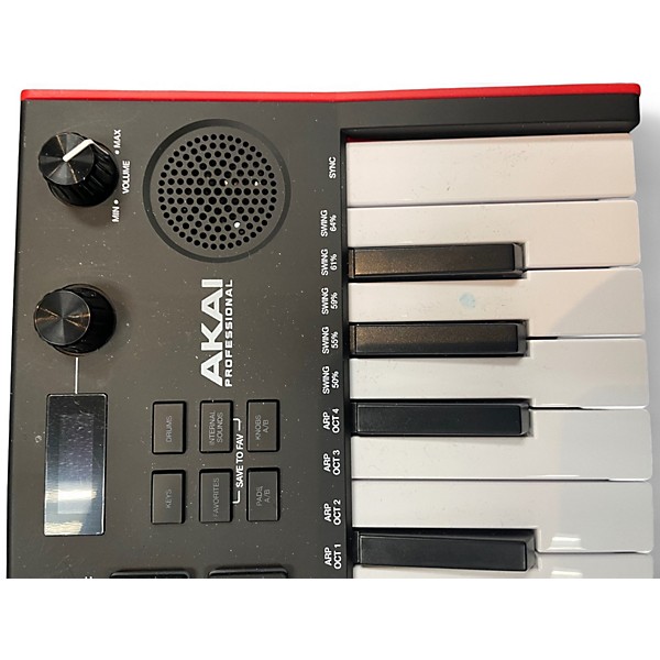Used Akai Professional MPK Mini play