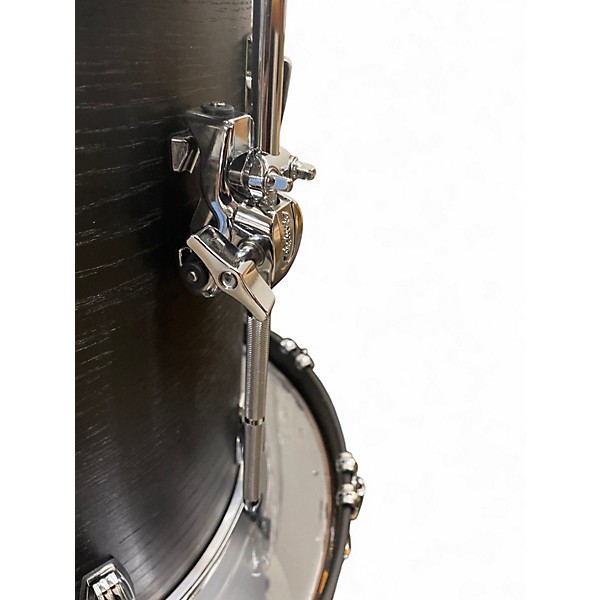 Used Ludwig 3 Piece CLASSIC OAK STAINED FLAT OAK Drum Kit