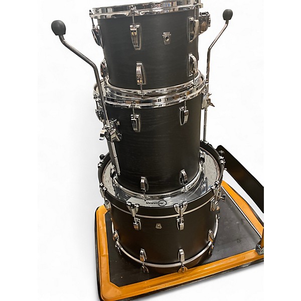 Used Ludwig 3 Piece CLASSIC OAK STAINED FLAT OAK Drum Kit