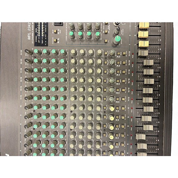 Used Samson MPL 2242 Powered Mixer