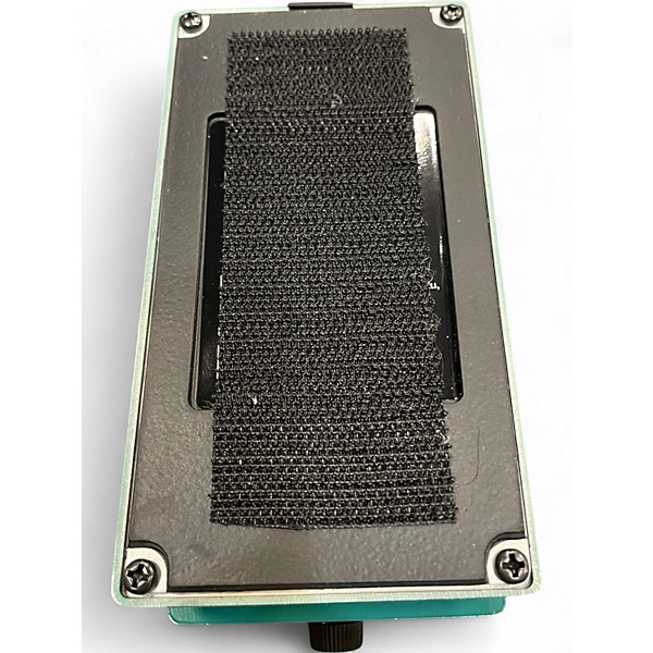 Used BOSS TR2 Tremolo Effect Pedal