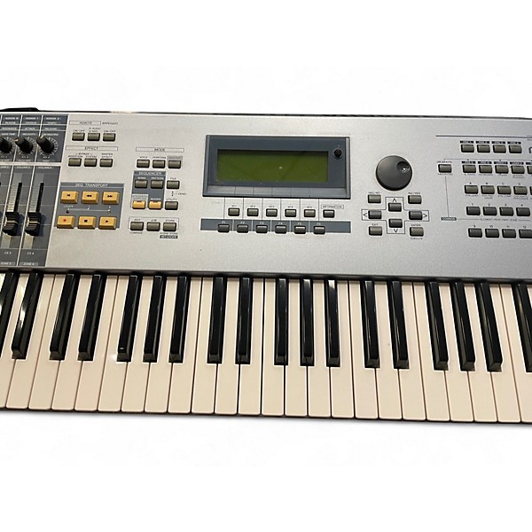 Used Yamaha Motif ES6 61 Key Keyboard Workstation