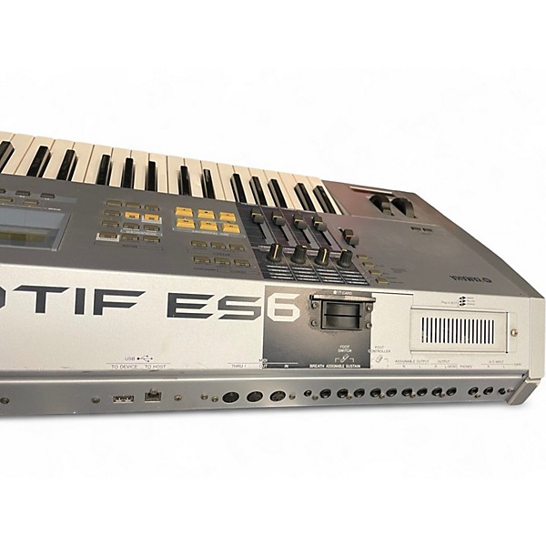 Used Yamaha Motif ES6 61 Key Keyboard Workstation