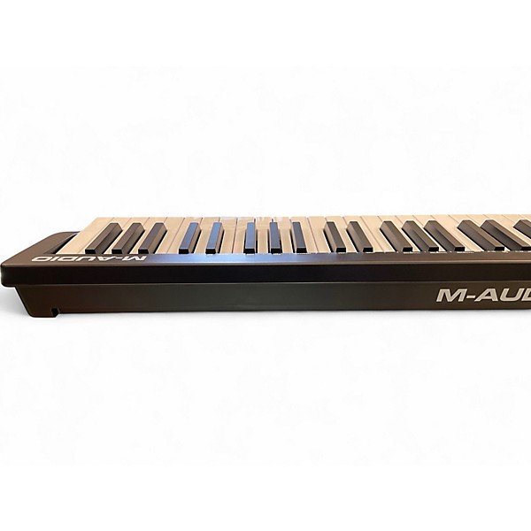 Used M-Audio KEYSTATION 61 MK3 MIDI Controller