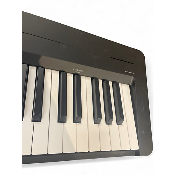 Used Yamaha P 143 Digital Piano