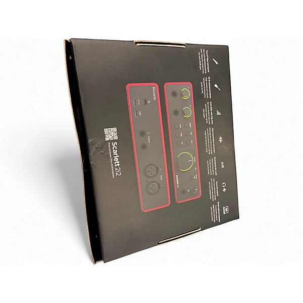 Used Focusrite Scarlett 2i2 Gen 4 Audio Interface