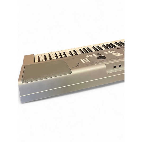 Used Yamaha DGX 230 Digital Piano