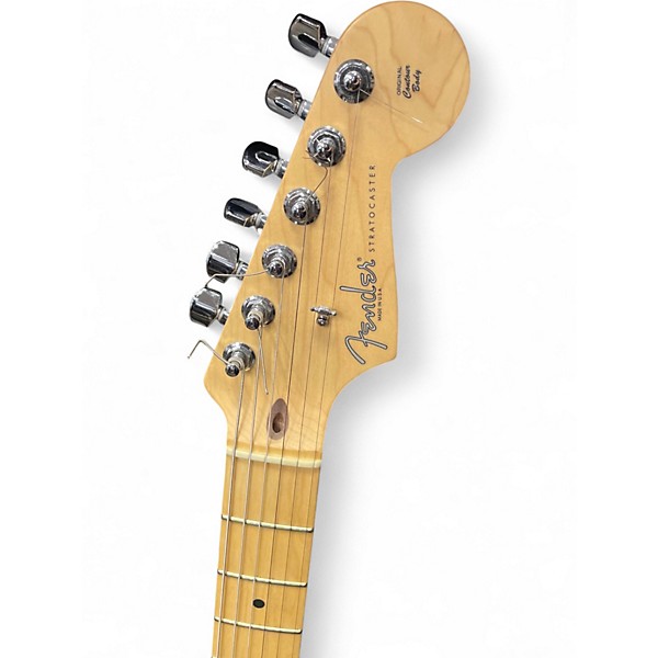 Used 2005 Fender American Standard Stratocaster Candy Apple Red Solid Body Electric Guitar