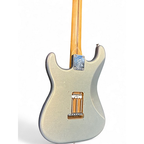 Used 2024 Fender Player Stratocaster Metallic Silver Solid Body Electric Guitar
