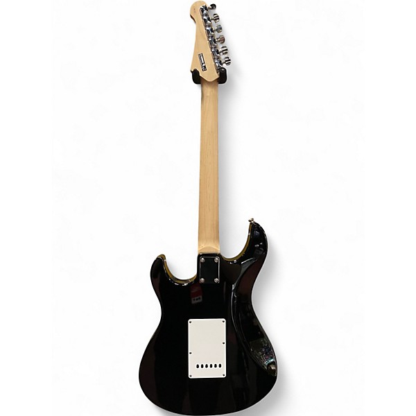 Used 2009 Yamaha Pacifica Black Solid Body Electric Guitar