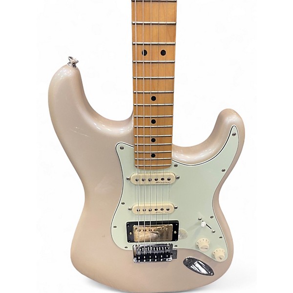 Used Fender Deluxe Roadhouse Stratocaster Aztec Gold Solid Body Electric Guitar