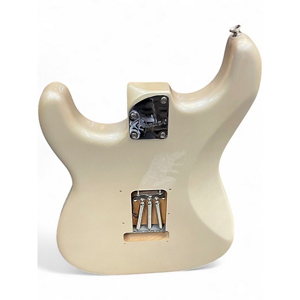 Used Fender Deluxe Roadhouse Stratocaster Aztec Gold Solid Body Electric Guitar