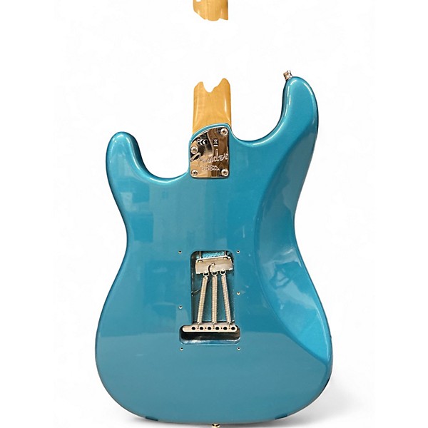 Used Fender American Elite Stratocaster Ocean Turquoise Solid Body Electric Guitar